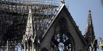 Catedral de Notre-Dame foi parcialmente destruída por incêndio  Foto: EPA / Ansa - Brasil