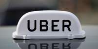 Logo da Uber em carro em Liverpool, Reino Unido. 15/04/2019. REUTERS/Phil Noble  Foto: Reuters