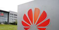 Logo da Huawei em unidade da empresa em Reading, no Reino Unido
02/05/2019
REUTERS/Toby Melville  Foto: Reuters