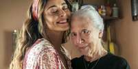 Maria da Paz (Juliana Paes) e Dulce (Fernanda Montenegro): mulheres fortes envolvidas em conflitos familiares  Foto: Raquel Cunha/TV Globo