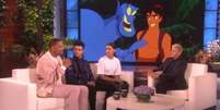 Os atores Will Smith, Mena Massoud e Naomi Scott no programa 'The Ellen Show'.  Foto: Reprodução/EllenTube / Estadão Conteúdo