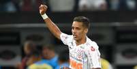 Pedrinho marcou o único gol do clássico paulista entre Corinthians e São Paulo, válido pela sexta rodada do Brasileirão 2019  Foto: DJALMA VASSÃO / Gazeta Press