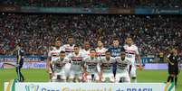 Time posado do São Paulo durante a partida entre Bahia e São Paulo, válida pela Copa do Brasil 2019 na Arena Fonte Nova em Salvador (BA), nesta quarta-feira (29).   Foto: Jefferson Peixoto / Futura Press