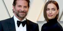 Bradley Cooper e Irina Shayk durante a cerimônia do Oscar, neste ano   Foto: Adriana M. Barraza/WENN.com / Reuters