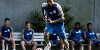 Em três temporadas, Cleber Reis disputou somente 10 jogos pelo Santos (Foto: Ivan Storti/Santos)  Foto: Lance!