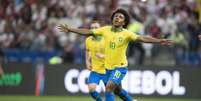 Willian marcou o quinto e último gol do Brasil na vitória, por 5 a 0, no Peru (Foto: Lucas Figueiredo/CBF)  Foto: LANCE!