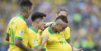 Novidade na escalação, Everton comemora o terceiro gol do Brasil (Foto: Lucas Figueiredo/CBF)  Foto: Lance!