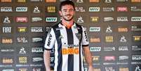 Lucas Hern&aacute;ndez &eacute; apresentado oficialmente pelo Atl&eacute;tico-MG  Foto: Ag&ecirc;ncia Galo/Divulga&ccedil;&atilde;o / Estad&atilde;o