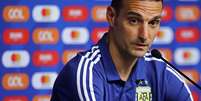 O técnico Lionel Scaloni, da Argentina, durante coletiva de imprensa no Estádio do Mineirão, em Belo Horizonte, nesta segunda-feira (1º)  Foto: HEULER ANDREY/DIA ESPORTIVO / Estadão