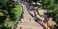 Mutirão do Emprego no centro de São Paulo, em 2019: estimativa é que mais de 15 mil pessoas aguardaram em fila  Foto: Felipe Souza/ BBC News Brasil / BBC News Brasil