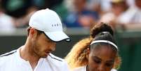 Andy Murray e Serena Williams foram derrotados em Wimbledon  Foto: Hannah McKay / Reuters