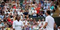 Serena Williams e Andy Murray foram derrotados por Bruno Soares e Nicole Melichar  Foto: Hannah McKay / Reuters