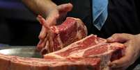 Pedaços de carne em preparação para churrasco em restaurante de Buenos Aires
18/10/2018
REUTERS/Marcos Brindicci  Foto: Reuters