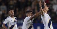 Zlatan Ibrahimovic, do LA Galaxy, comemora gol sobre o Los Angeles FC  Foto: Kelvin Kuo-USA TODAY Sports / Reuters