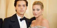 Lili Reinhart e Cole Sprouse, de "Riverdale", terminam namoro  Foto: Getty Images / PureBreak