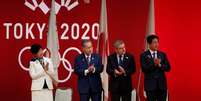 Governadora de T&oacute;quio, Yuriko Koike, presidente dos Jogos de 2020, Yoshiro Mori, presidente do COI, Thomas Bach, e premi&ecirc; japon&ecirc;s, Shinzo Abe, em evento que marca contagem de 1 ano para Jogos Ol&iacute;mpicos
24/07/2019
REUTERS/Issei Kato  Foto: Reuters