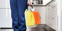 Como limpar parede da cozinha: confira os truques e produtos certos  Foto: Shutterstock / TudoGostoso