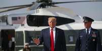 Presidente dos Estados Unidos, Donald Trump, acena ao embarcar para viagem a Cincinnati, Ohio
01/04/2019
REUTERS/Leah Millis  Foto: Reuters