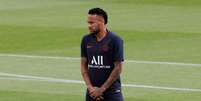 Neymar durante treino do Paris Saint-Germain  Foto: Philippe Wojazer / Reuters