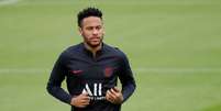 Neymar ainda tem futuro indefinido  Foto: Charles Platiau / Reuters