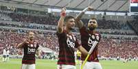 De Arrascaeta, do Flamengo, comemora após marcar gol na partida contra o Palmeiras válida pela 17ª rodada do Campeonato Brasileiro 2019, no Estádio do Maracanã, na zona norte do Rio de Janeiro, na tarde deste domingo (1º)  Foto: MARCELO DE JESUS/RAW IMAGE / Estadão Conteúdo