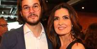 Fátima Bernardes levou o namorado, Túlio Gadêlha, na festa dos 50 anos do 'Jornal Nacional'  Foto: Divulgação, João Cotta/João Miguel Jr./TV Globo / PurePeople