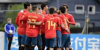 Espanha venceu o último confronto entre as equipes (Foto: JAVIER SORIANO / AFP)  Foto: Lance!