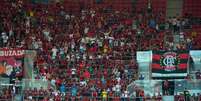 Torcida do Fla comemorou vice do Palmeiras no Mundial de Clubes em bares do Rio, com direito a foguetório (Foto: Alexandre Vidal / Flamengo)  Foto: Gazeta Esportiva