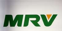 Logotipo da MRV mostrado na B3, em São Paulo. 25/7/2019. REUTERS/Amanda Perobelli   Foto: Reuters