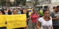 Moradores do complexo do Alem&atilde;o protestam contra o assassinato de Agatha Felix, de oito anos, ap&oacute;s uma a&ccedil;&atilde;o da Pol&iacute;cia Militar na comunidade  Foto: Reprodu&ccedil;&atilde;o/Facebook Voz das Comunidades / Estad&atilde;o