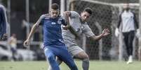 Jobson ainda não estreou pelo Santos e desabafou: 'Quero mostrar o meu futebol' (Ivan Storti/Santos)  Foto: Lance!