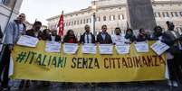 Manifesta&ccedil;&atilde;o na It&aacute;lia, em novembro de 2017, pede cidadania a filhos de imigrantes  Foto: ANSA / Ansa - Brasil