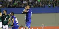 Meia Thiago Neves lamenta durante derrota do Cruzeiro em Goi&acirc;nia (Foto: Heber Gomes/AGIF/GPRess)  Foto: Gazeta Esportiva