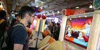 Movimentação no primeiro dia da 12ª edição da Brasil Game Show (BGS), maior evento de games da América Latina  Foto: ERIK TEIXEIRA/RAW IMAGE / Estadão Conteúdo