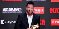 Messi posa com Chuteira de Ouro em Barcelona
16/10/2019 REUTERS/Albert Gea   Foto: Reuters