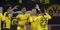 Dortmund comemora mais uma vitória (Foto: AFP)  Foto: Lance!