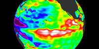Quando El Niño está ativo, a água do oceano na zona equatorial está mais quente  Foto: BBC News Brasil