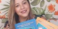 A psicóloga Vivian Cordeiro Esteves, autora de dois livros sobre prevenção da violência sexual na infância.  Foto: Instagram/@psicologa_vivianesteves / Estadão