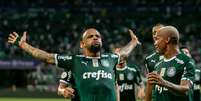 Felipe Melo comemora o segundo gol do Palmeiras
  Foto: MAURO HORITA/Gazeta Press