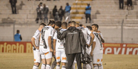 Goleiro da Ponte pegou pênalti e realizou defesas importantes durante a partida (Foto: Divulgação/Ponte Preta)  Foto: Gazeta Esportiva