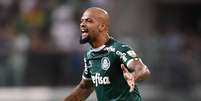 Palmeiras, de Felipe Melo, deixou escapar o sonho de um novo título da Copa do Brasil, eliminado pelo CBR-AL. (Foto:Djalma Vassão/Gazeta Press)  Foto: Gazeta Esportiva