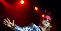 Axl Rose, do Guns N' Roses, durante apresentação no Sweden Rock Festival 2010  Foto: Claudio Bresciani/Scanpix Sweden  / Reuters