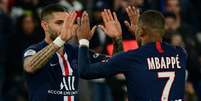 Atacantes em campo pelo PSG (Foto: AFP)  Foto: Lance!