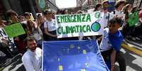 Greve estudantil contra as mudanças climáticas em Gênova, na Itália, em 24 de maio  Foto: ANSA / Ansa - Brasil