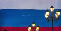 Bandeira russa em praça no centro de Moscou
06/03/2012
REUTERS/Thomas Peter  Foto: Reuters