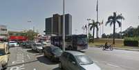 Vítimas passarem mal na rua Duque de Caxias, região central de Barueri  Foto: Reprodução Google Street View / Estadão Conteúdo