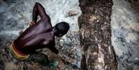 Mineração artesanal é meio de vida para muitos na República Democrática do Congo  Foto: Getty Images / BBC News Brasil