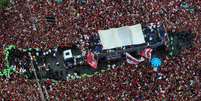 Festa do Flamengo no Rio de Janeiro no dia seguinte ao título da Libertadores  Foto: Wilton Junior / Estadão