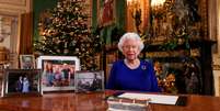Rainha Elizabeth, após gravar sua mensagem de Natal no Castelo de Windsor. Steve Parsons/Pool via REUTERS      Foto: Reuters