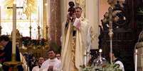 Missa em Palermo, na Itália, é celebrada com menino Jesus negro  Foto: Reprodução/Facebook / Ansa - Brasil